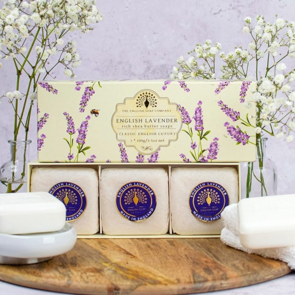 The English Soap Company English Lavender - 3 x 100 g Hand Soap Gift Box