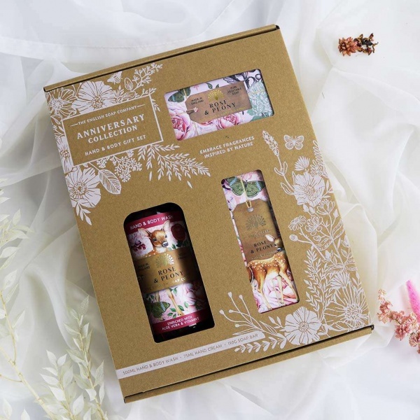 The English Soap Company Rose and Peony Hand and Body Gift Box